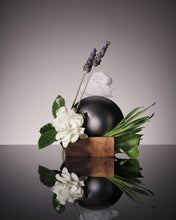 Load image into Gallery viewer, Carolina Herrera 212 NYC Men
