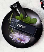 Load image into Gallery viewer, Carolina Herrera 212 VIP Black
